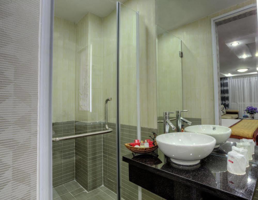 Hong Vina Hotel Хошимин Экстерьер фото