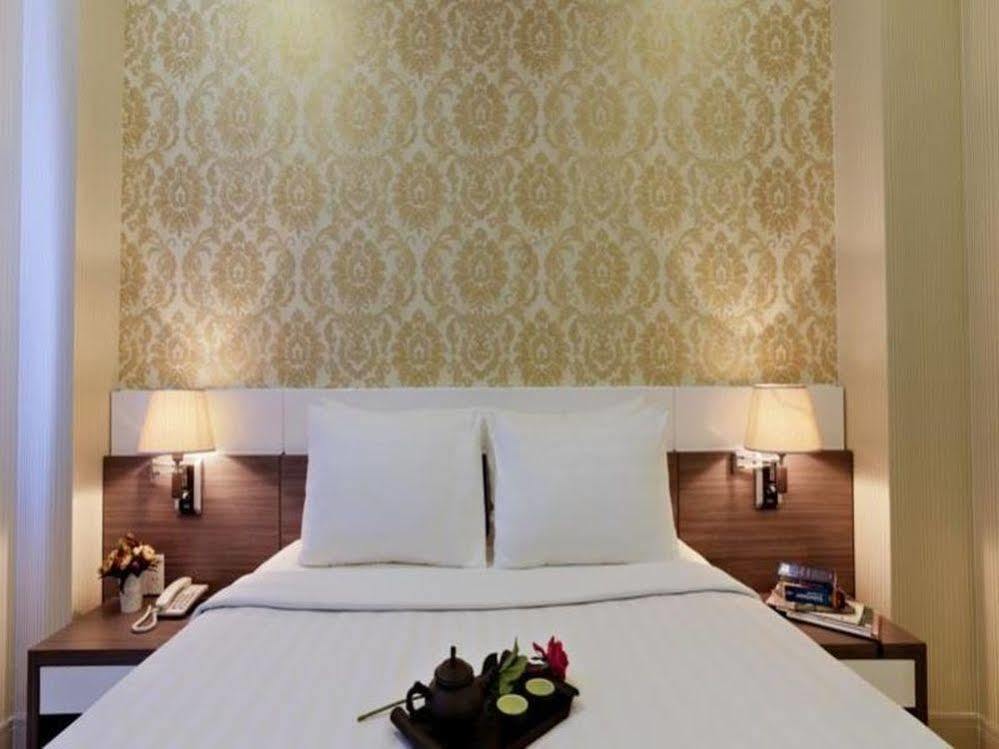 Hong Vina Hotel Хошимин Экстерьер фото